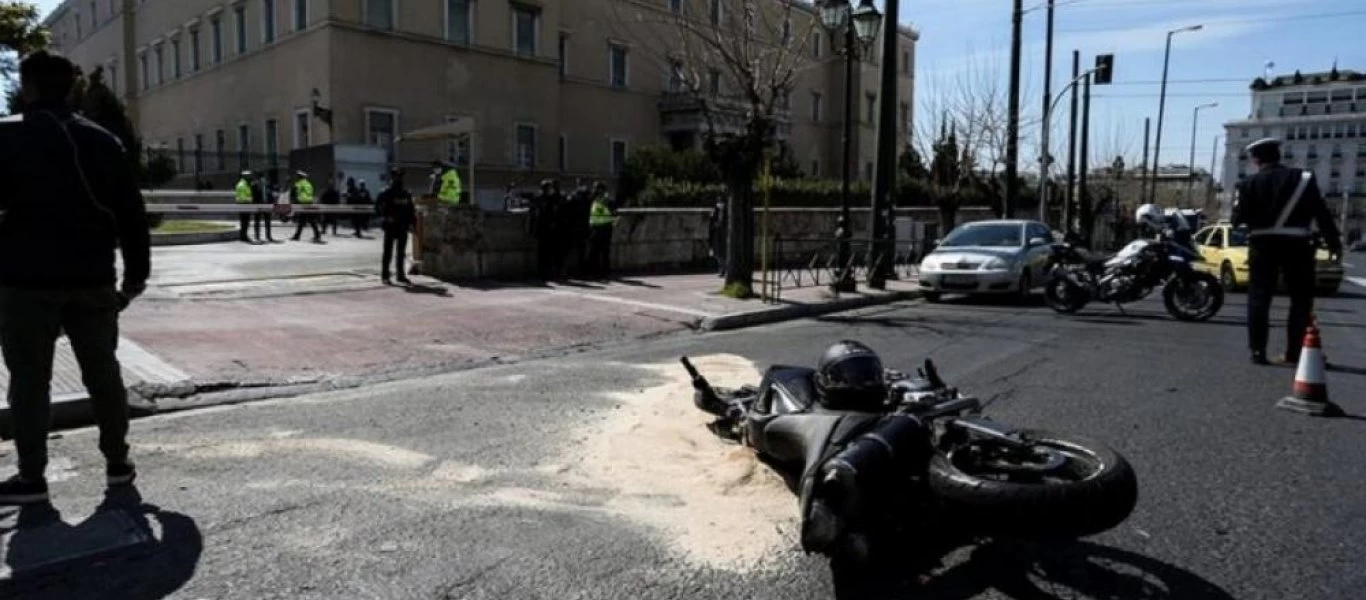 Νέο συγκλονιστικό βίντεο από το τροχαίο στην Βουλή που στοίχησε την ζωή στον Ιάσονα